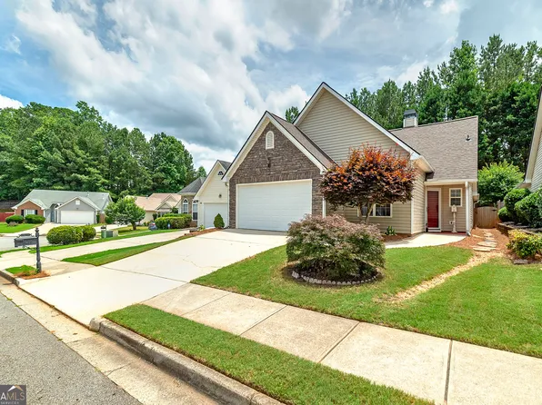 114 Hunterian Pl, Newnan, GA 30265