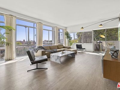 7135 Hollywood Blvd APT 201, Los Angeles, CA, 90046