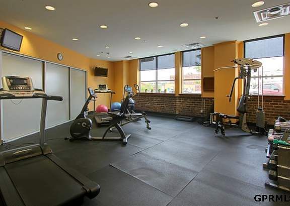 5th image of 1502 Jones St #Penthouse 3