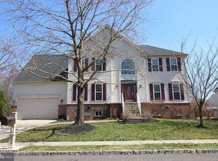 14 Waterford Dr, Bordentown, NJ 08505