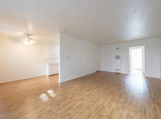 7260 Canby Ave APT 2, Reseda, CA 91335