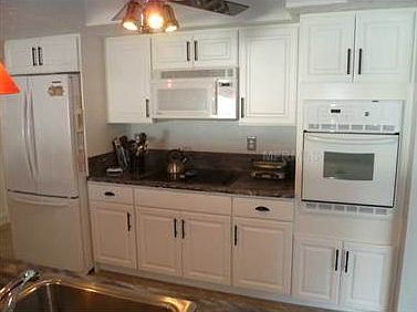 4th image of 423 Belmont Ave