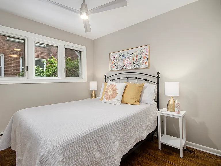 3022 Elmhurst Ave — Photo 18