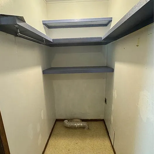 2321 W Elm Ave — Photo 12