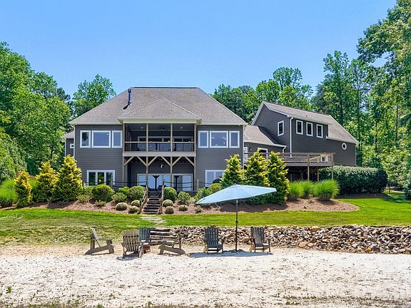 5th image of 136 Bridlewood Dr