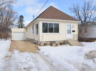 1217 4th St NE, Rochester, MN 55906