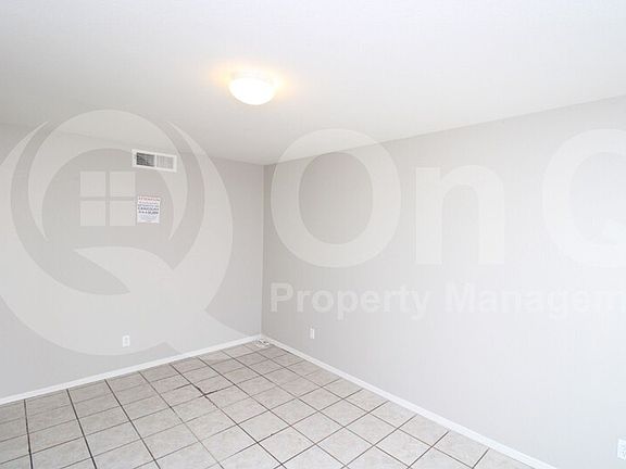 5th image of 551 S Lesueur APT 1
