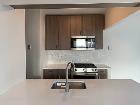 Rented by Greystar | media 28