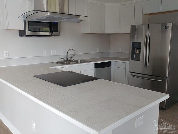 2nd image of 8551 Wyckham Pl