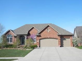 7702 N 124th St, Omaha, NE 68142