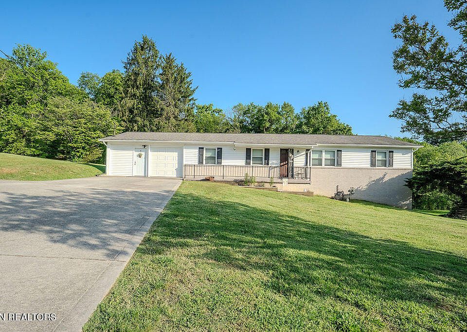 1st image of 2408 Brooks Ave