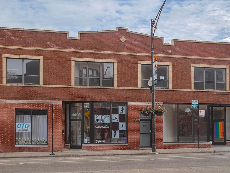 2901-11 N Clark St — Photo 3