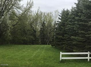 191 Wiley Rd, Douglas, MI 49406