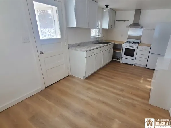 176.5 Bentley Ave, Lakewood, NY 14750