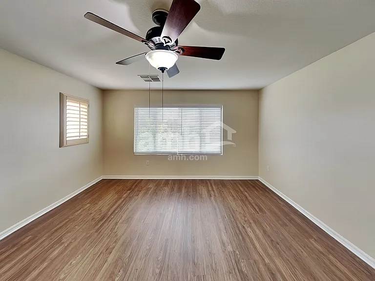 136 Palatial Pines Ave — Photo 11