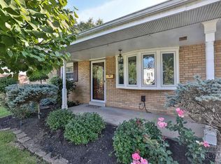 4838 Van Cleves Pl, Fairfield, OH 45014