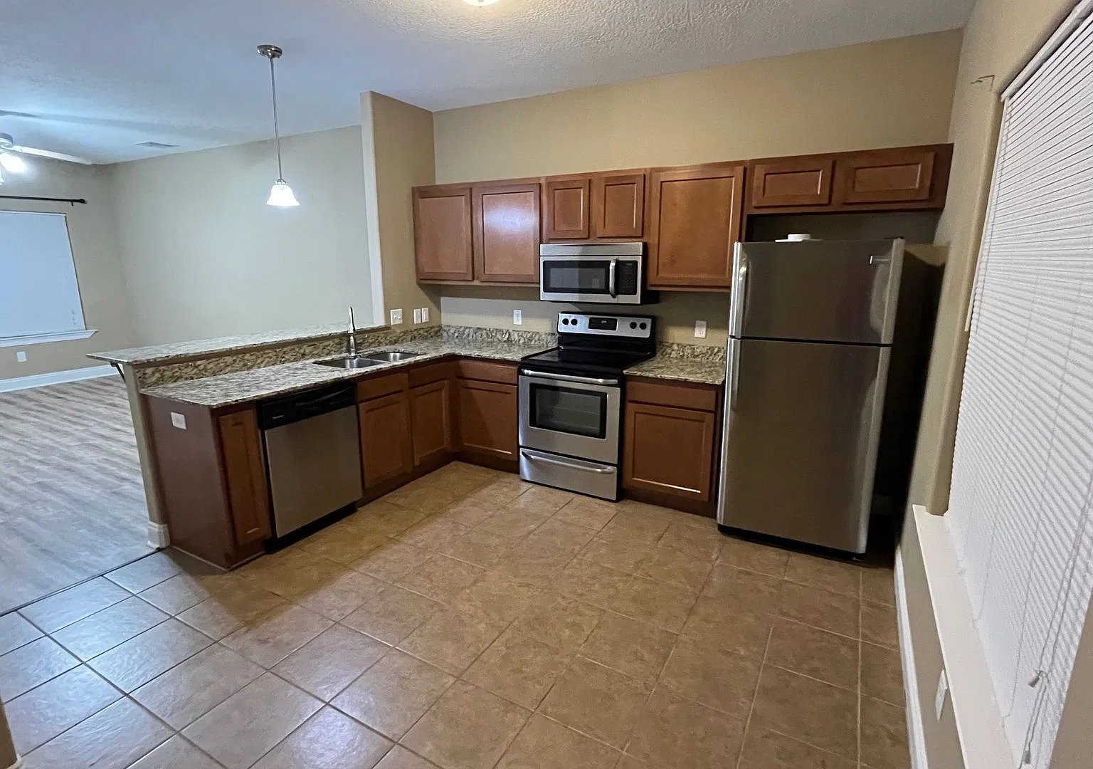 413 Cypress Street — Photo 4