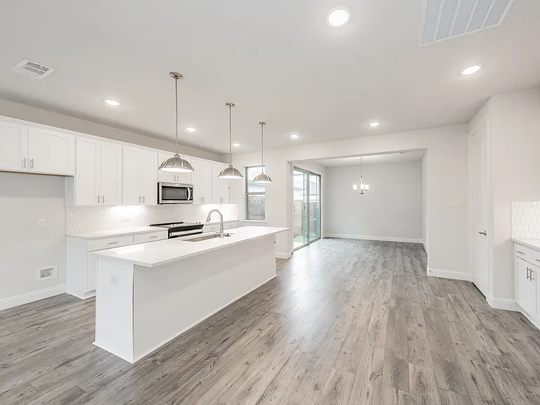 9709 Thorncrown Ln — Photo 8