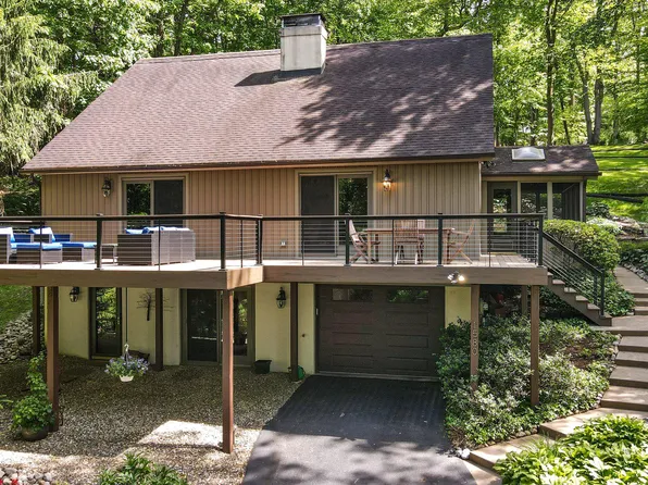 1580 Shadyside Rd, West Chester, PA 19380