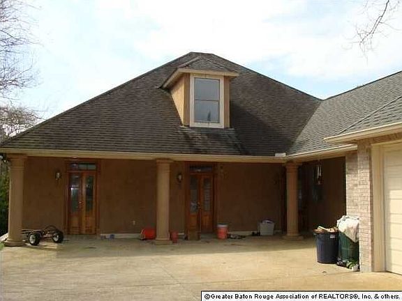 3rd image of 12333 Cypress Creek Ln