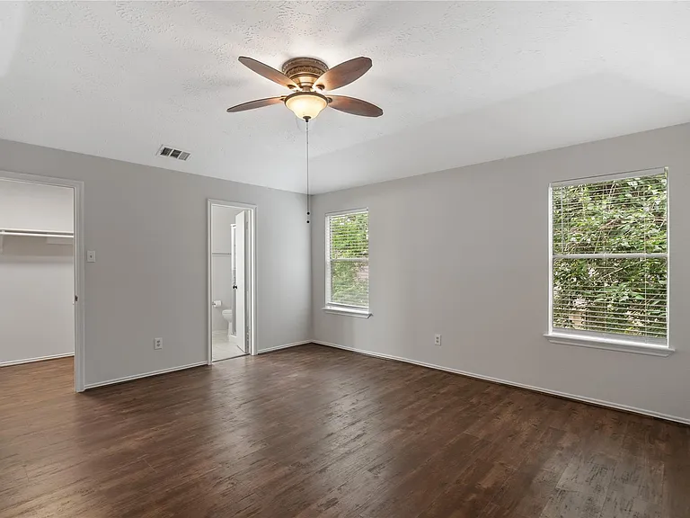 4807 Shadowdale Dr — Photo 11