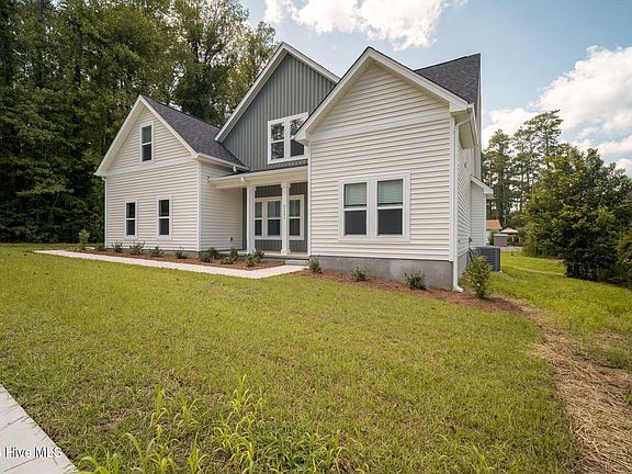 5th image of 2223 Greenwood Court