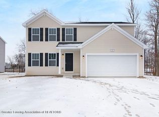 1115 River Oaks Dr, Dewitt, MI 48820
