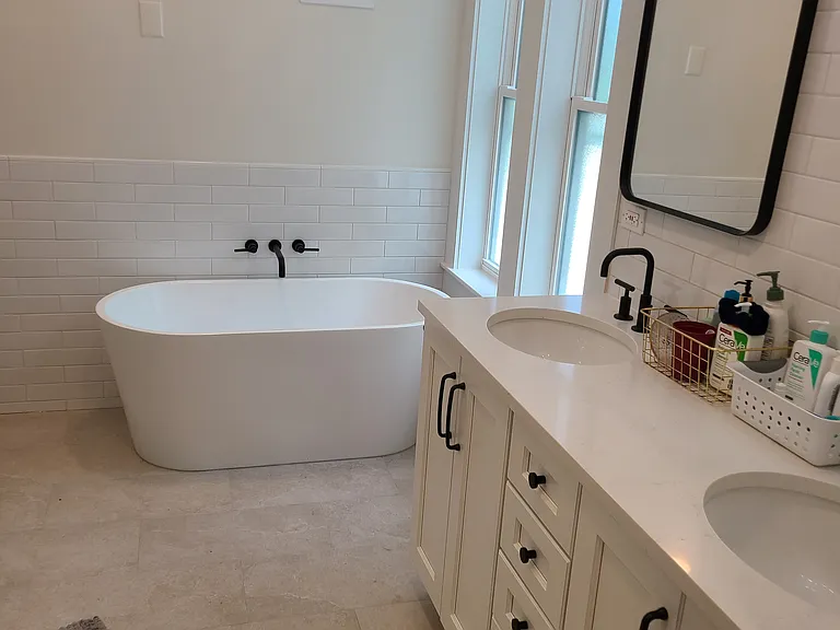 1015 Noyes St — Photo 5