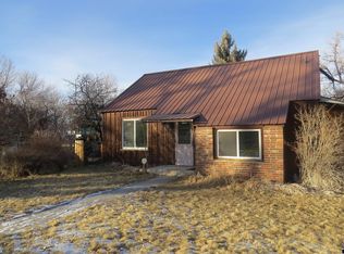 210 E Madison Ave, Riverton, WY 82501