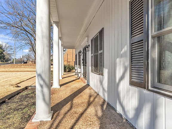 3rd image of 6202 Quince Rd