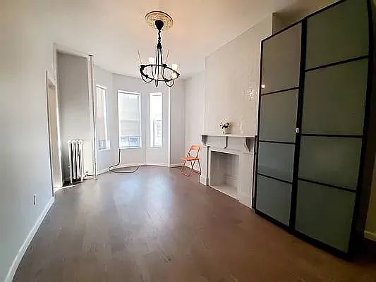 Rented by Brooklyn Property Group LLC | media 19