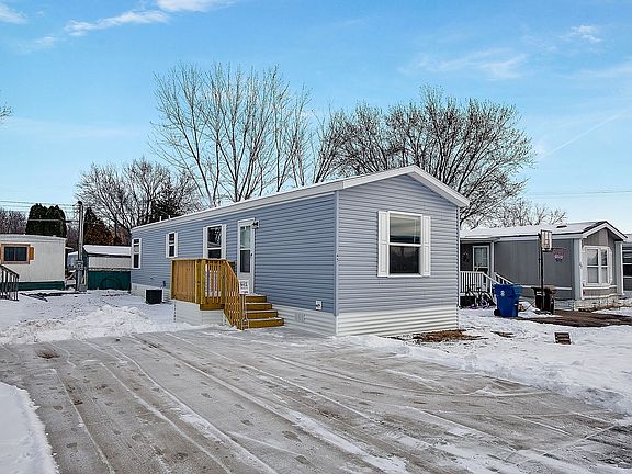 4th image of 45 Auburn Dr