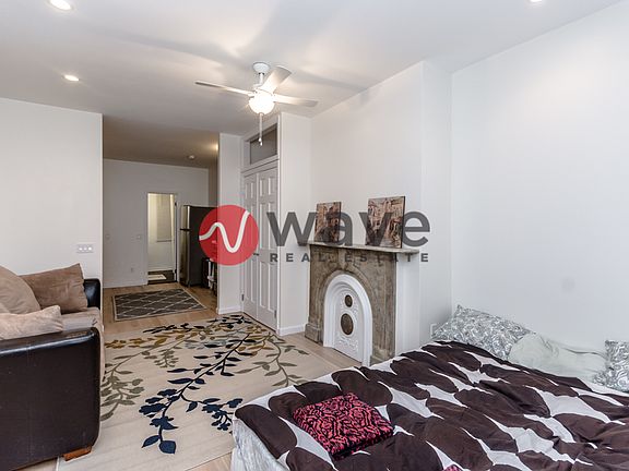 3rd image of 275 E 10th St APT 10