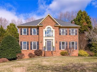 5425 Kingsbridge Rd, Winston Salem, NC 27103