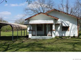 1508 N 5th St, Henryetta, OK 74437