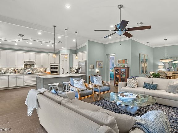 5th image of 12736 Gladstone Way