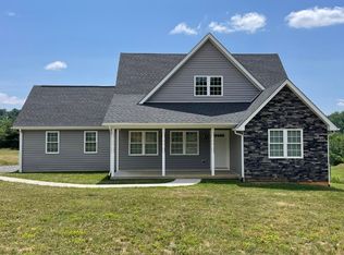 2102 Old Greenville Rd, Staunton, VA 24401