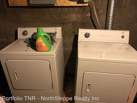 4th image of 2213 Neil Ave