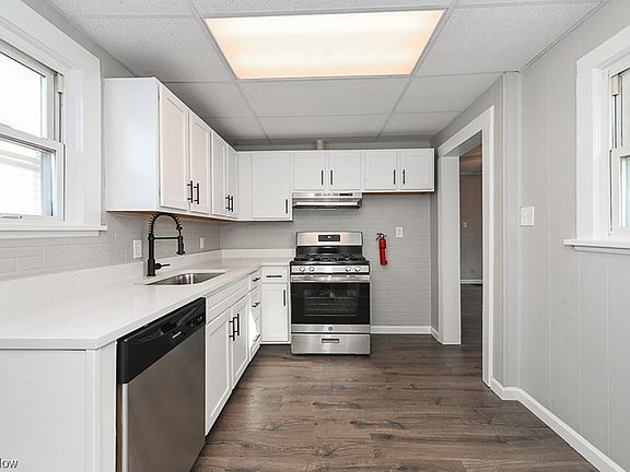 3rd image of 166 Snyder Ave