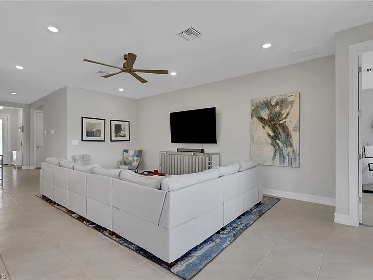 14537 Stern Way — Photo 13