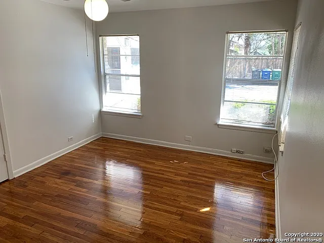 222 E Lullwood Ave #220 — Photo 8