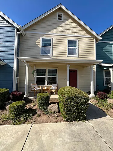 2099 Hartford Dr #3 Photo 1