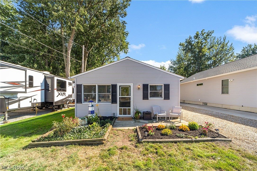 33827 Lake Rd, Avon Lake, OH 44012 Zillow