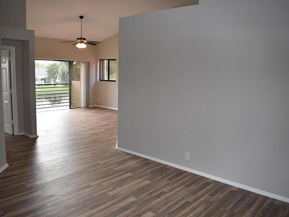 2nd image of 22 Via De Casas Sur APT 0204