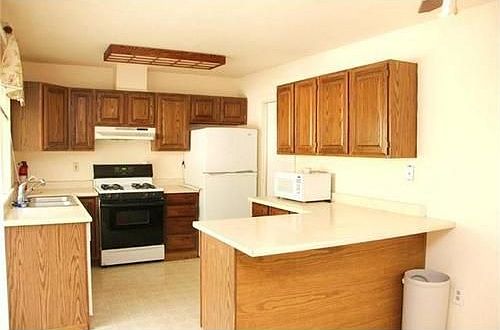3rd image of 458 Gail Dr