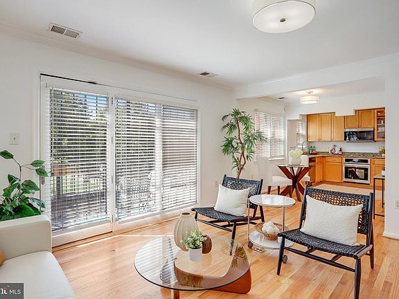 2nd image of 1616 Q St NW #14