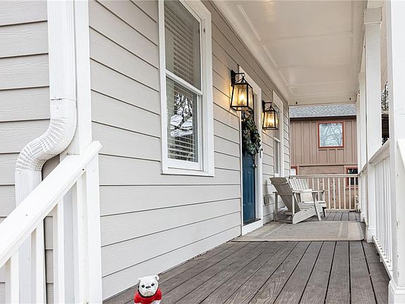 5th image of 2383 Bernard Rd NW