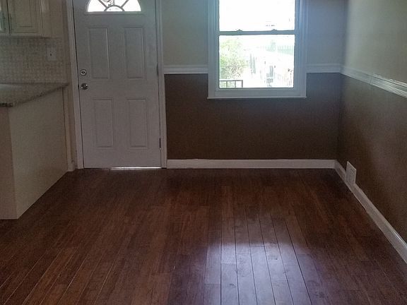 3rd image of 1022 E 231st St #B