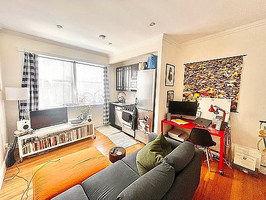 1st image of 420 E 89th St APT 3B