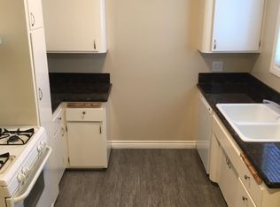 122 E Colorado Blvd APT B, Arcadia, CA 91006